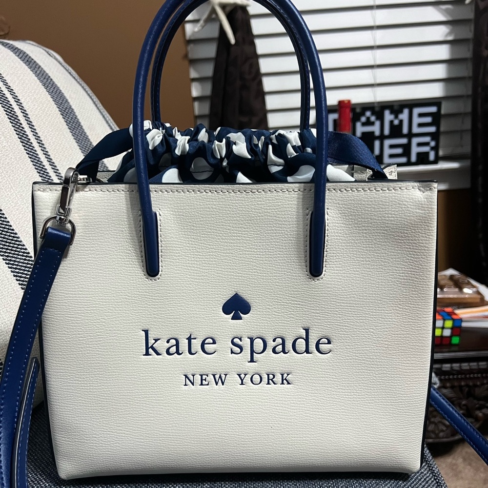 Kate Spade Medium Tote